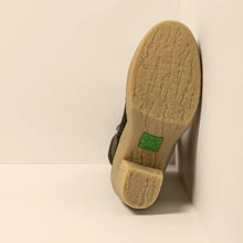 Load image into Gallery viewer, El Naturalista | Haya N5515