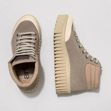 Load image into Gallery viewer, The Art Company | 1532 BRIGHTON