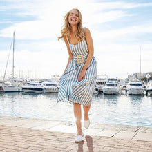 Load image into Gallery viewer, Verbenas | CARMEN