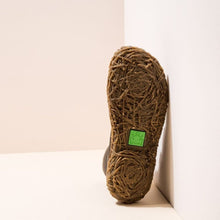 Load image into Gallery viewer, El Naturalista | Nido Ella 5448