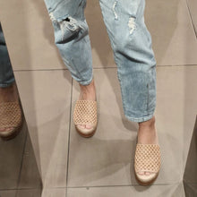 Load image into Gallery viewer, Nattiva AZ118 CROCHE