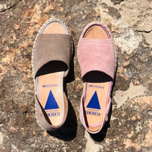 Load image into Gallery viewer, Verbenas CAROL