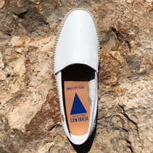 Load image into Gallery viewer, Verbenas NOA