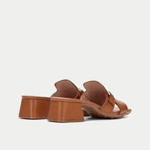 Load image into Gallery viewer, Hispanitas | Dallas Sandals HV254069
