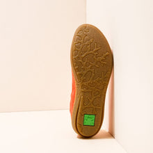 Load image into Gallery viewer, El Naturalista 5300 CORAL
